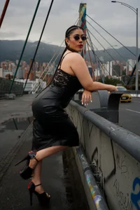 Mara_Torres1: STREET STYLE ❤️‍🔥 ( фото)