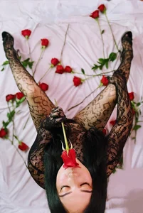 HotSummer8 Body Of Love And Roses! Bilde 5