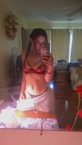 YourFavDancer33 Public Pic