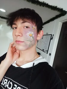 Naughty__Chriss kullanıcısının Make up :3 albümü -  5 fotoğraf