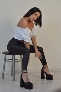 Public de NejaSatin  7 Imagens