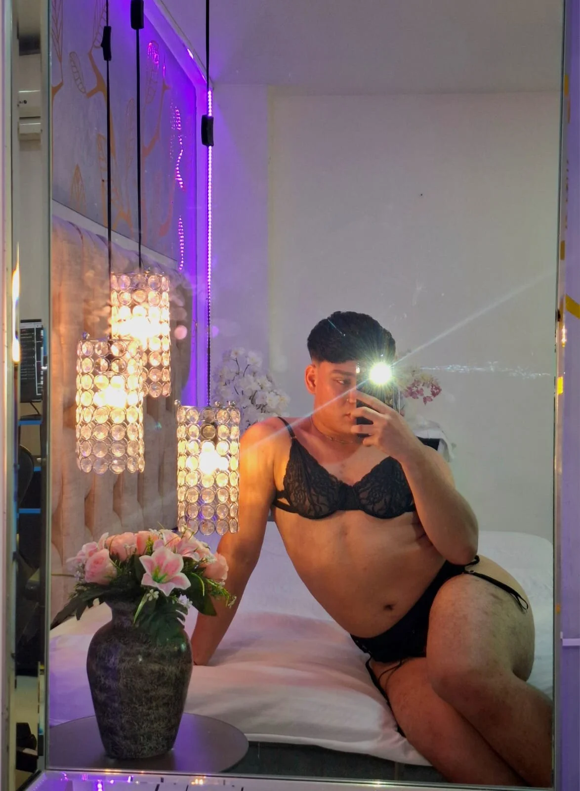 FemNoah 님의 트렌드 중인 사진  3791개