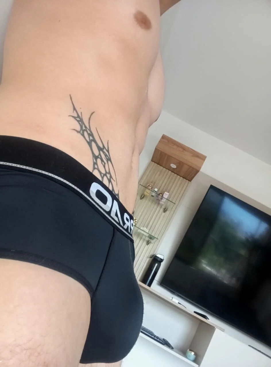 mrhot_night Набираща популярност снимка 3954