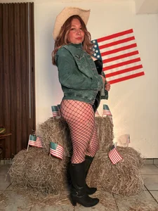 Sexy_Valeshca 🔥❤️ Igniting the patriotic spirit with style 🇺🇸 Billede 4