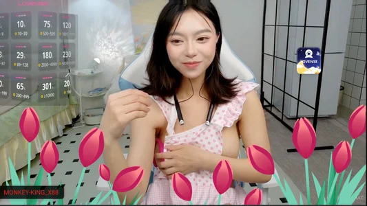 cosplay_LiLi 一生一世的爱🥰🥰 Pic 3