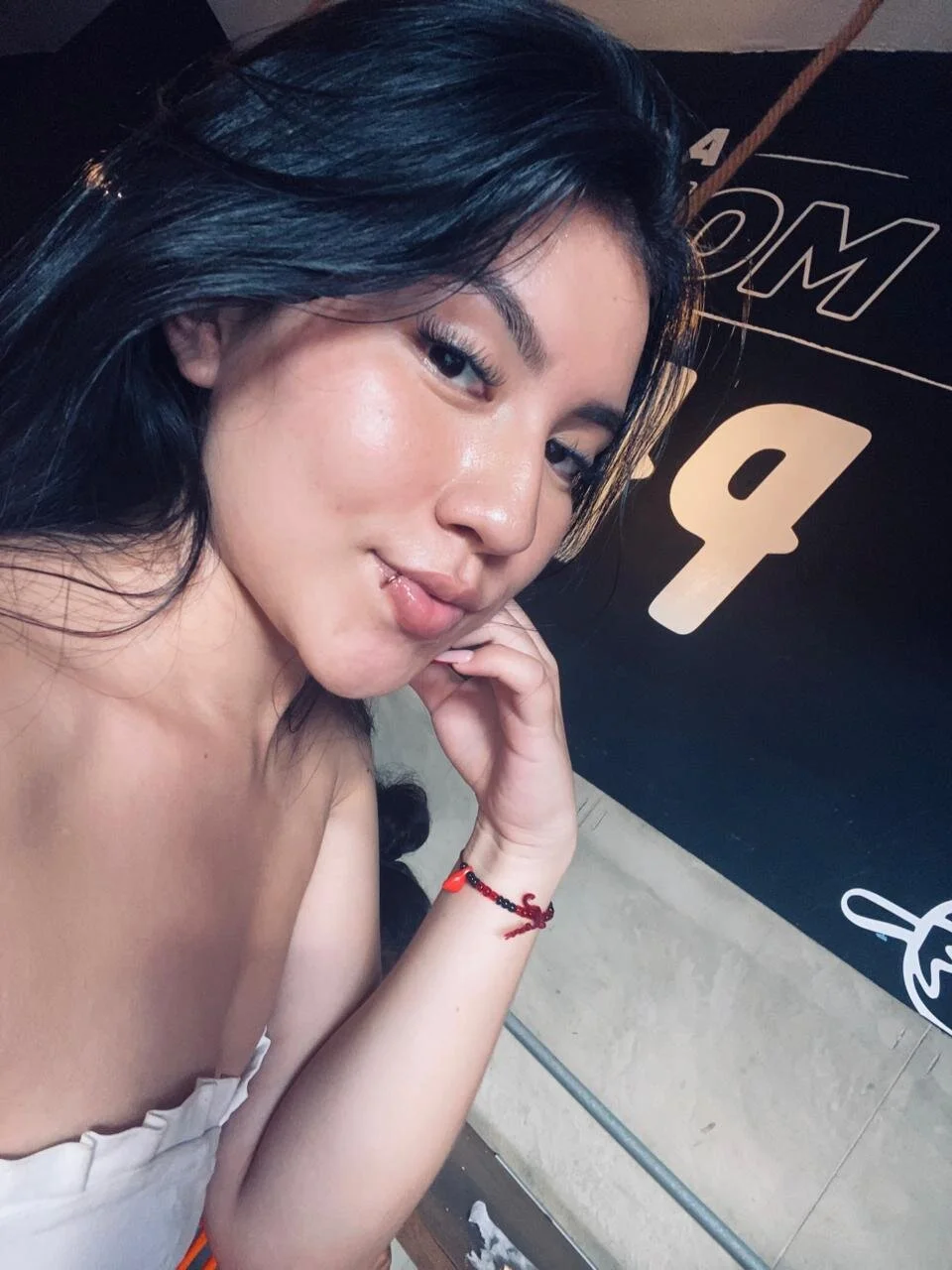 liv_honeey_