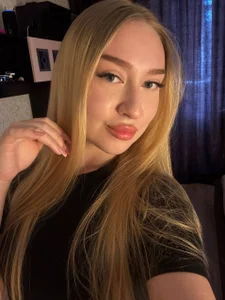 AlinaTeaseX kullanıcısının So cute albümü -  4 fotoğraf