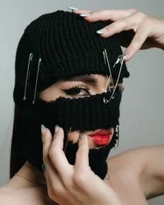 JustinePerry "Mystery has never been so provocative... do you dare?" Pic 6