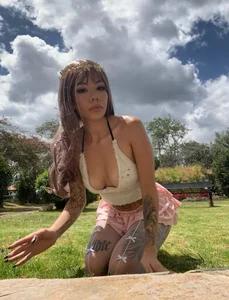 AlyRoses: Outdoors🌺🍃 ( 4 фото)