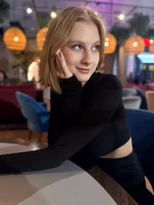 Dinner time is my FAV time ;3 de Kiki_Stacy  2 photos