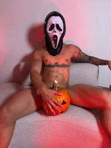 Aron_Bolt: Public ( фото)