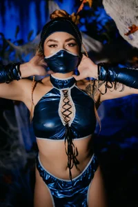 AmbarSantany: Mortal Kombat💙🤍 ( 2 фото)
