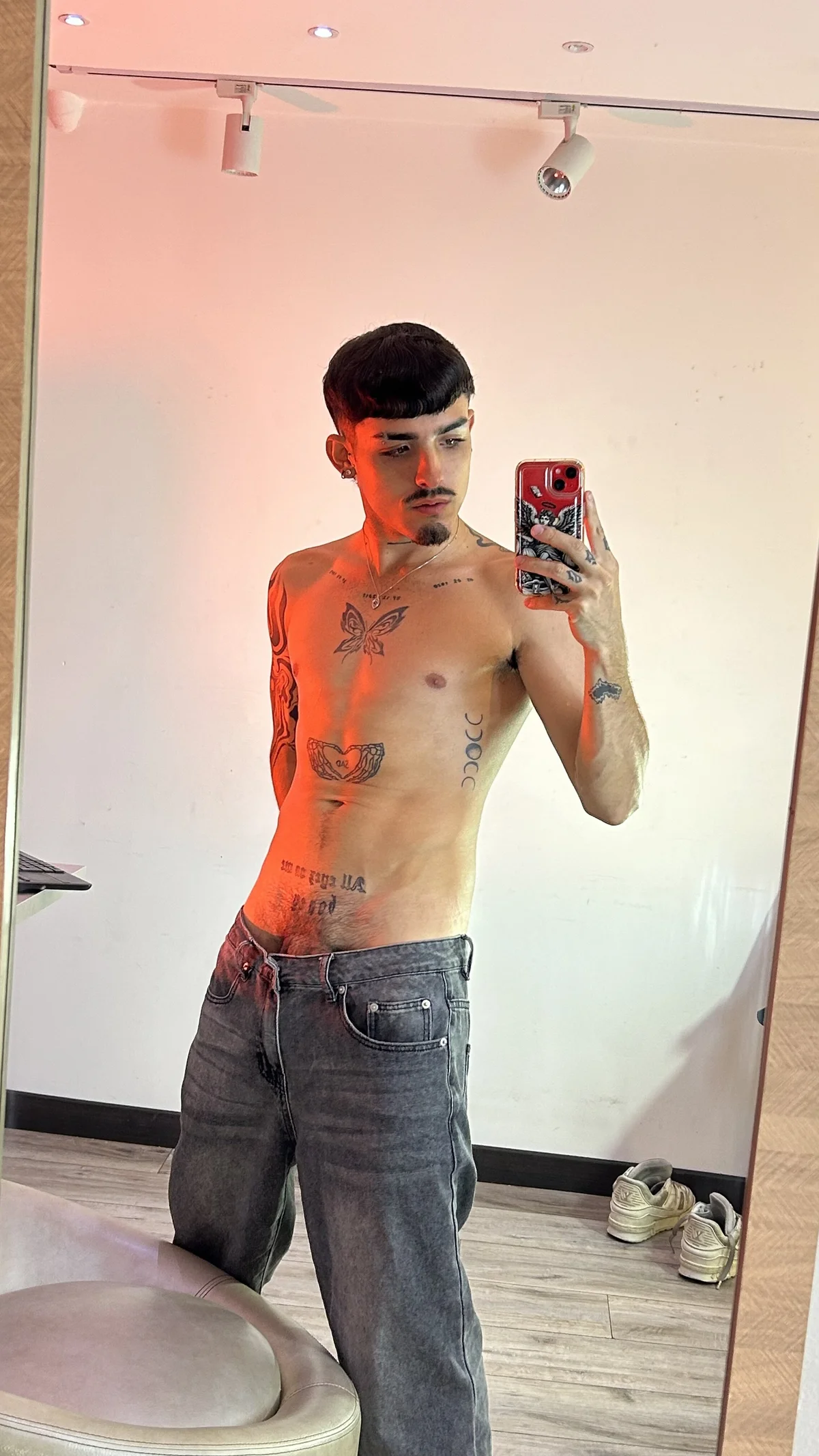 NikoStone_ 님의 트렌드 중인 사진  4783개