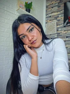 Amber_rhose Public Immagine  4