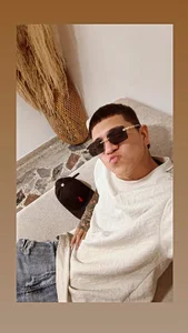 Brett_bless Public Poză 5