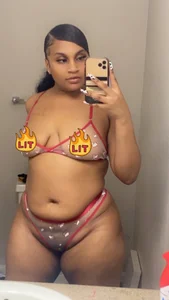 xX_VelvetScorpio_69_Xx's XXX Nude Photo 1