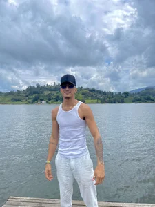 Public de AdamsDvi  2 Imagens