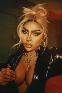 MassiveCockTrans: GODDESS OF ALL TIME✨ ( 2 фото)