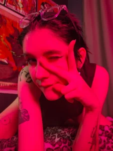 Hyeon_Jin girl in pink Poză