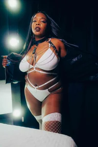 sensuality within reach of a click od Charlotte__Brown_  snímek