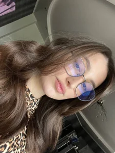 Elizabet_Collins Public Εικόνα 4