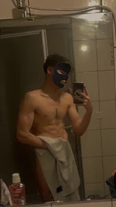 SamSky75 sortie de la douche Pic