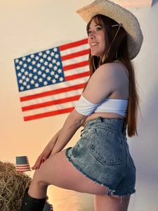 Ruby__Desire 👑 Queen of the 4th of July ❤️🤍💙 Pic 6