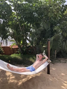 CheekyRich Public Poză 3