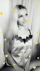 NicoletMoore for you my new guest Foto 5