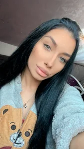 aishaaya's photo