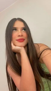 Public de Alisa__walker  3 Imagens