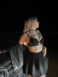 Kate_Legend me on street зображення 2