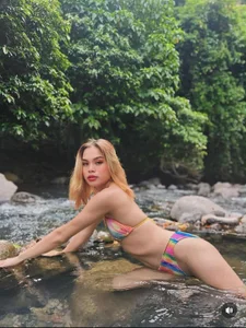 Ayana_Sexy kullanıcısının HOTNESS OF ARIANA albümü -  fotoğraf