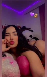 Bella__hamiltonPublic图片