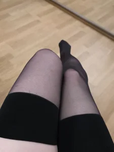 JaneRosen stockings or tights? 圖片
