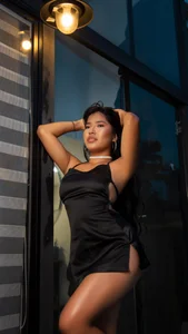 asian latin 🖤 od Bellabillss  6 snímek