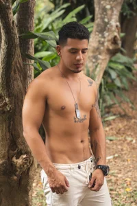 Bruno_Mattos Sunny day!  2টি ছবি