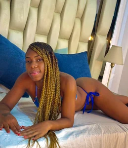 AriaDrake Public slika