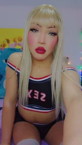Dulce_Fabiana_ 🌸 Sexy Cheerleader 🌸 টি ছবি