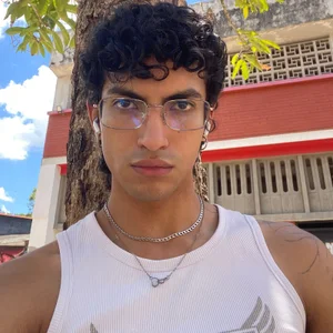 axel_love13: fun axel <33 ( 2 фото)