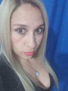 Dana_idagiraldo37 3 圖片