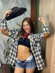 Amanda_Rossi ride Pic 5