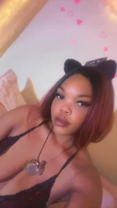 LunaNova999 Public  2টি ছবি