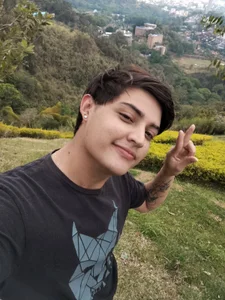 yesitwink_ Public  4. fénykép