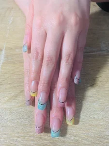 Alirawrzのnails fetishの 3枚の写真