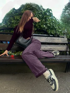 PetraHambelton Autumn tease 🍂 Pic