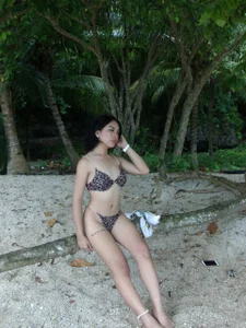 Alison_mooreX Touch me if u can Poză