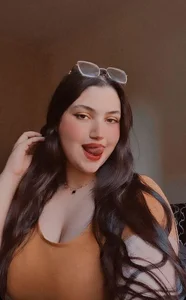 saracurvy89 Public Hình