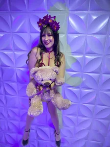 Belly_Rosse ❤ tender and sweet but with a very naughty look 🐻 Pic 2