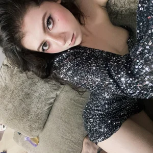 GabriellaManhaes ✨🪩⭐️  2টি ছবি